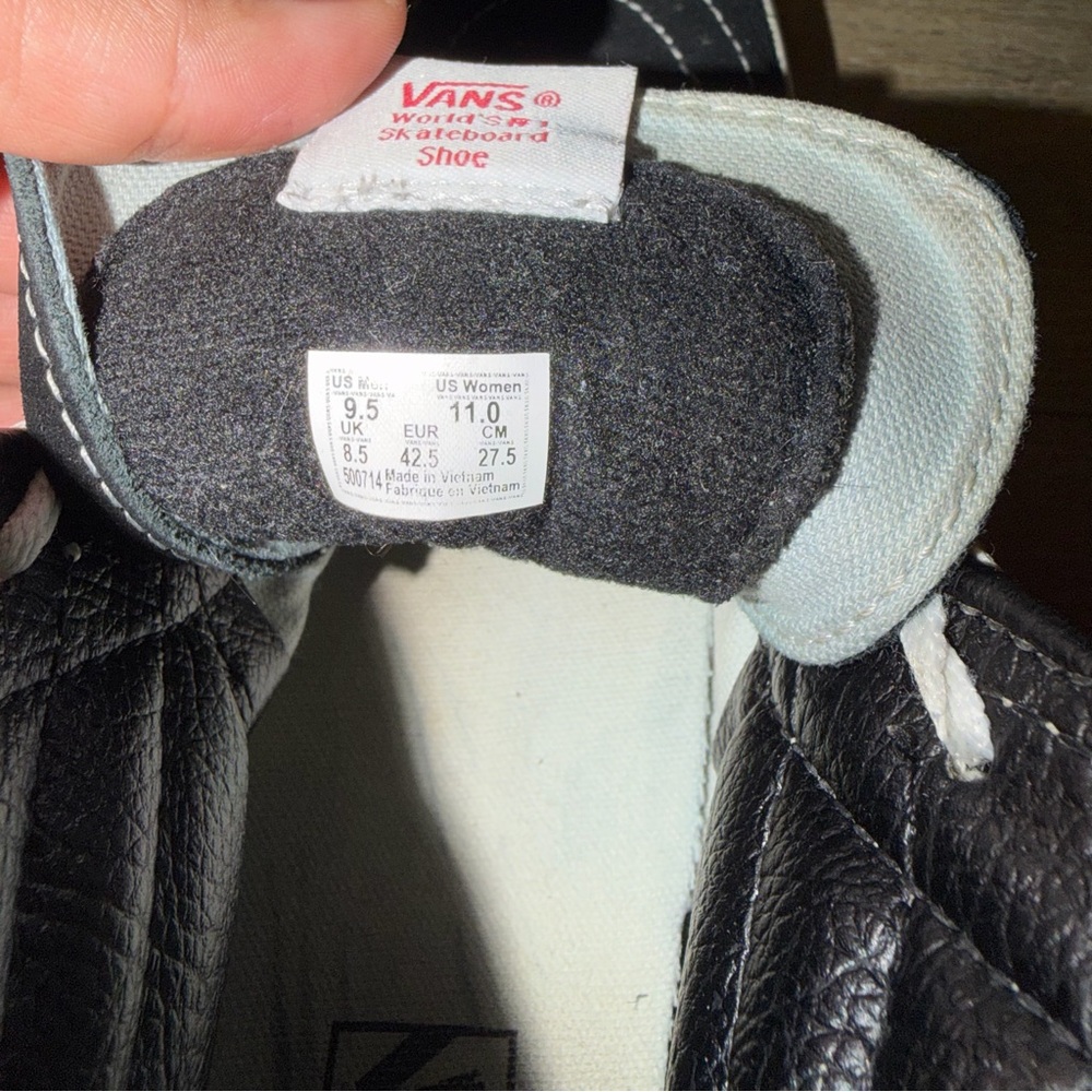 Vans Classic Black and White High-Tops men size 9.5 - Picture 5 of 5